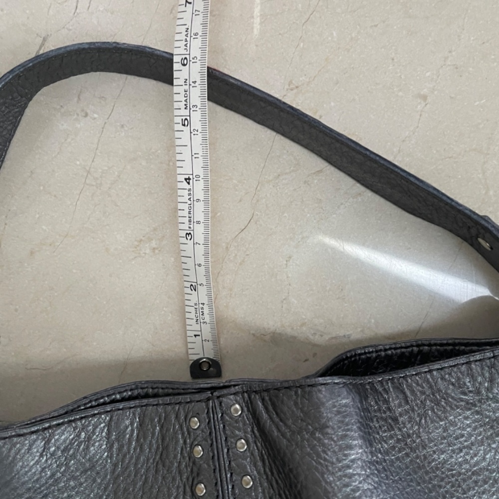 MICHAEL KORS METALLIC LEATHER  STUDDED BAG - Picture 12 of 14